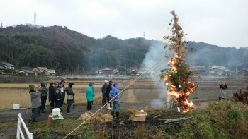 祈願祭ととんどさん